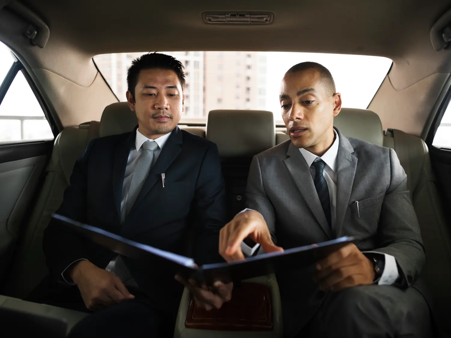 Chauffeur Guides image 3